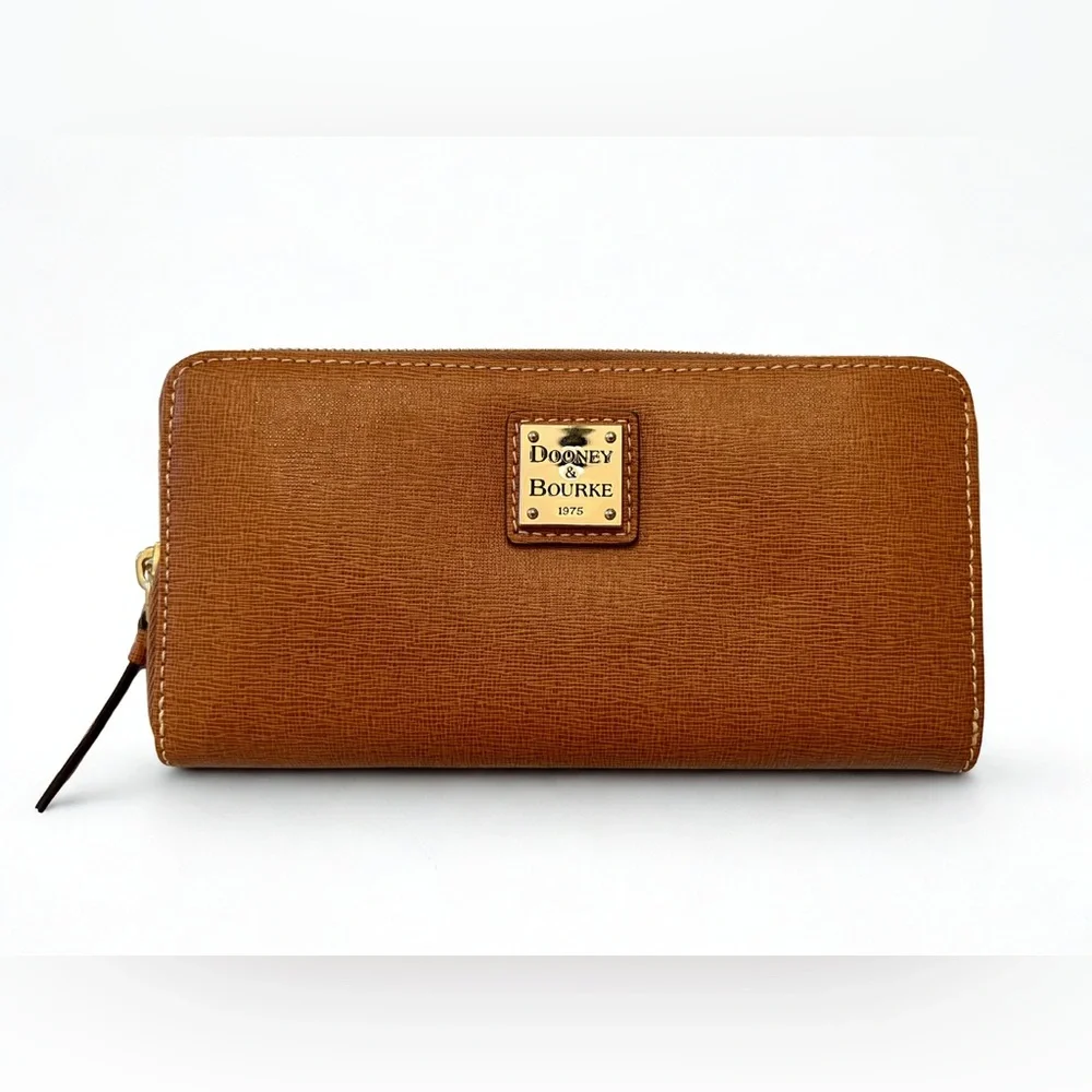 Dooney & Bourke | Saffiano Large Zip Wallet